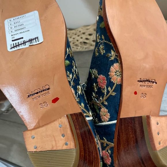 Mono Free People Eloise Embroidered Navy/Gold Floral Ankle Boots Sz 7/38 New - Picture 10 of 12